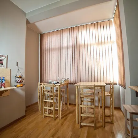 Bed and Breakfast Factory Design Νάπολη