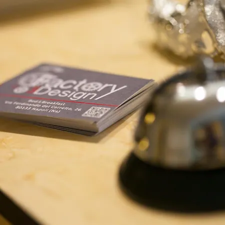 Factory Design Bed and Breakfast Νάπολη