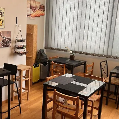 Panzió Factory Design Nápoly