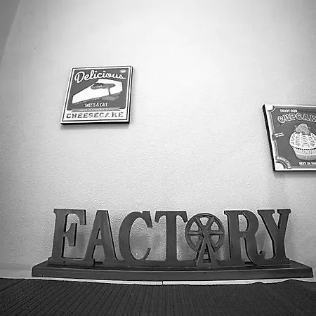 Factory Design Bed & Breakfast 4*