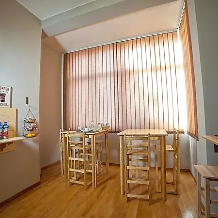Bed & Breakfast Factory Design 4*