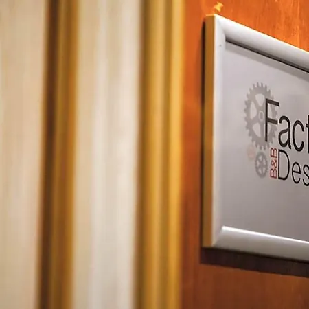 Factory Design Bed & Breakfast Napels