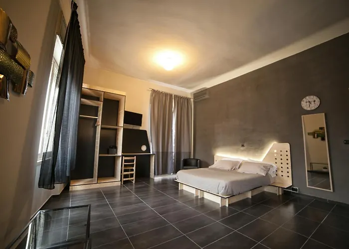 Factory Design Bed & Breakfast Napoli
